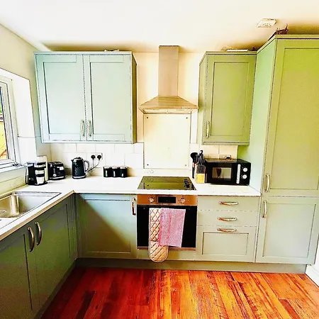 The Jungle By Altoluxoexperience Short Lets & Serviced With Free Parking * Bristol