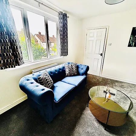 The Jungle By Altoluxoexperience Short Lets & Serviced With Free Parking Holiday home