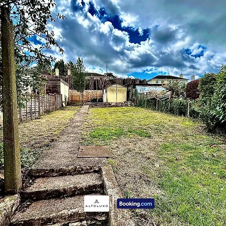 The Jungle Comfy & Spacious 3br By Altoluxo Short Lets & Serviced With Free Wifi & Parking Bristol